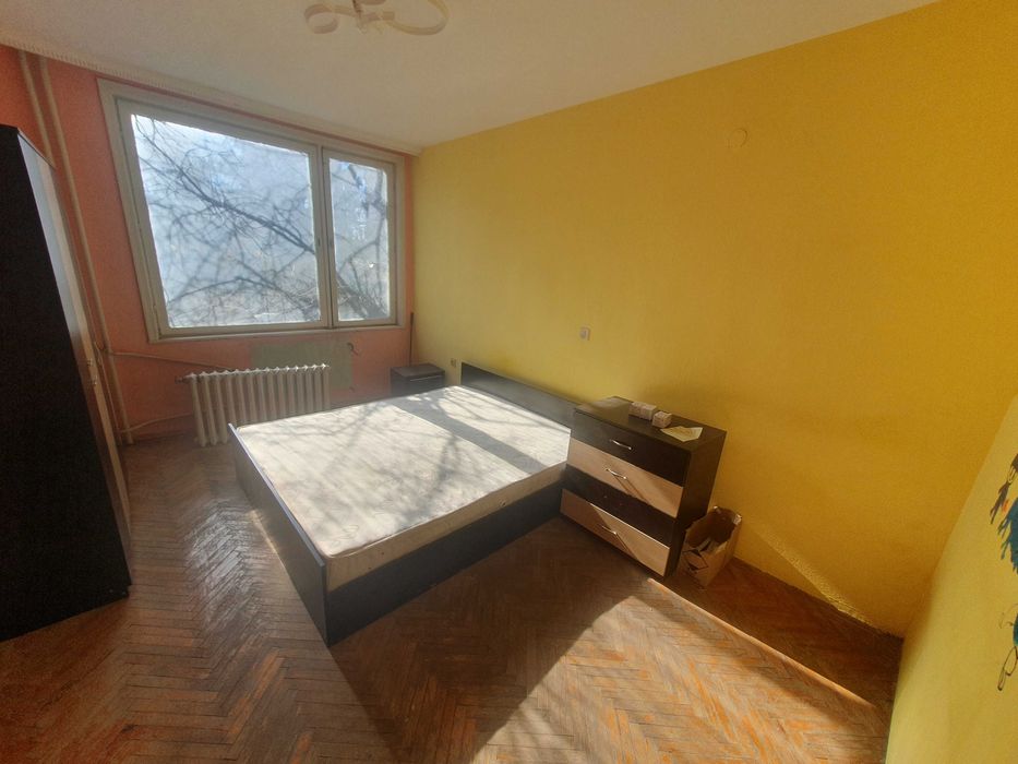 Продава се Тристаен апартамент в Велико Търново, Колю Фичето - 75 кв.м за 1727 €/кв.м - Снимка #2