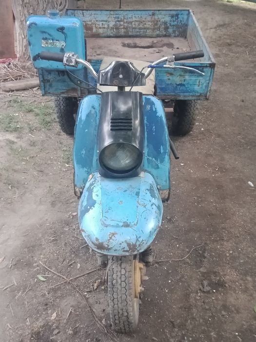 Мотороллер муровей на ходу