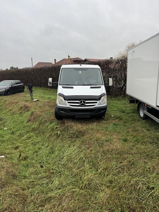 Mercedes sprinter 518-418-2008