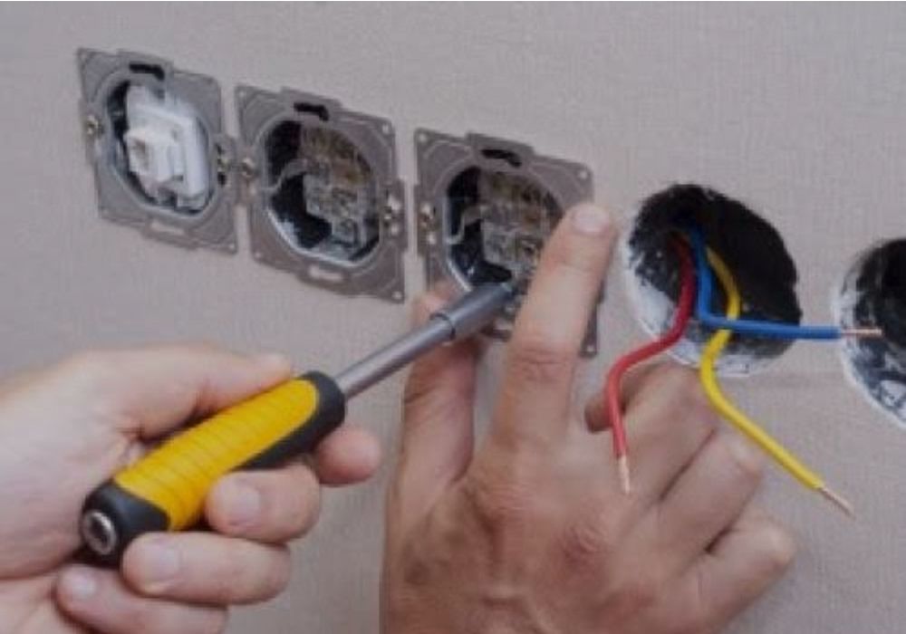 Electrician București non-stop