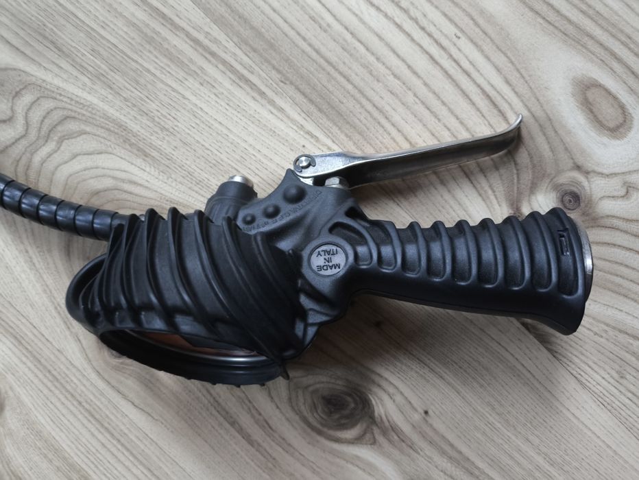 Пистолет за напомпване на гуми ANI мод. 25/GR-D с цифров манометър