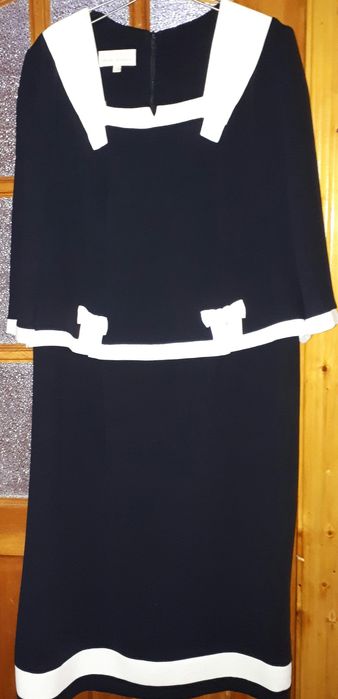 Продам платье производство Польшав отличном состояние.Одевала раза два