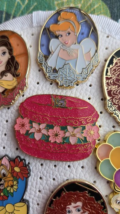 Колекционерска дисни значка (Disney pin)