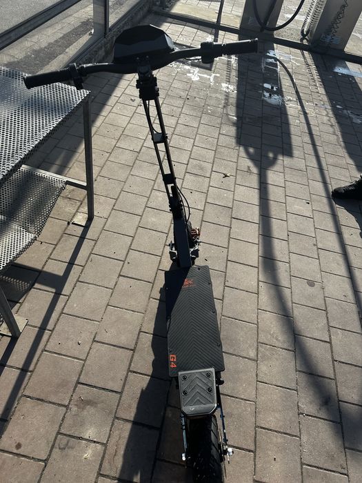 Vand trotineta kukirin g4