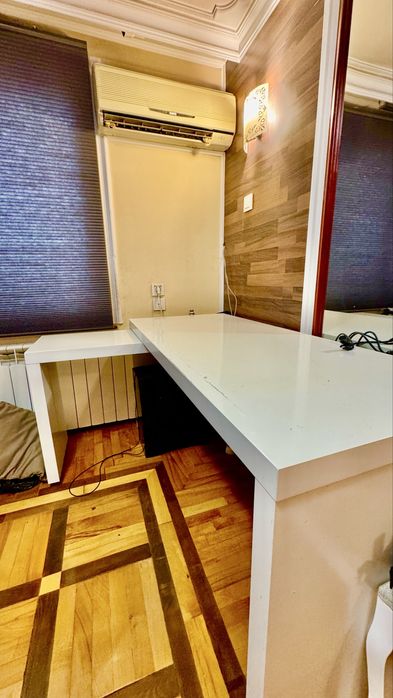 Бюро /MALM-Ikea/