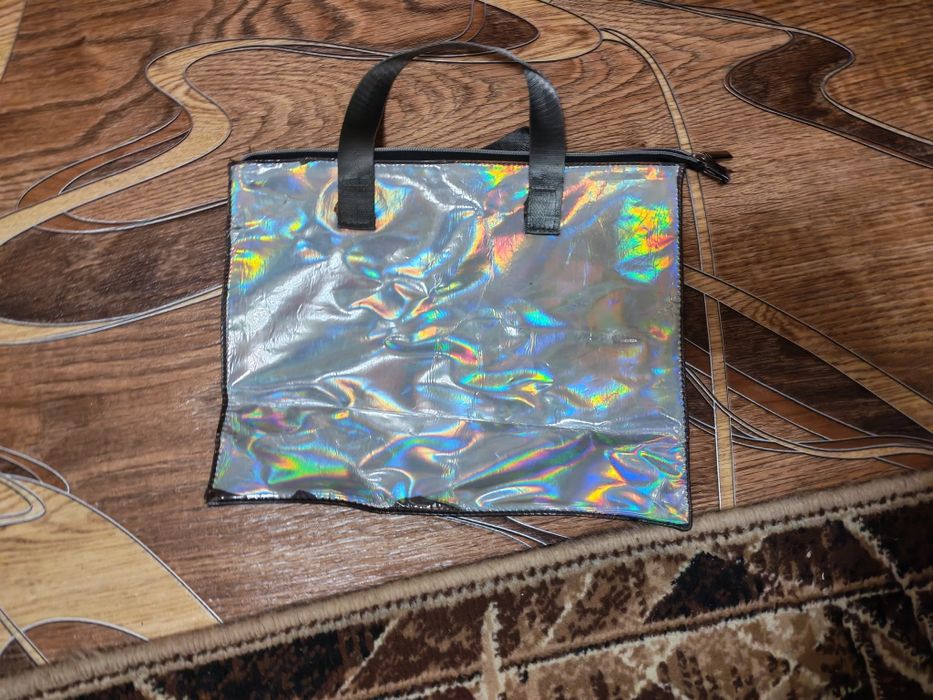 Продам сумку женскую