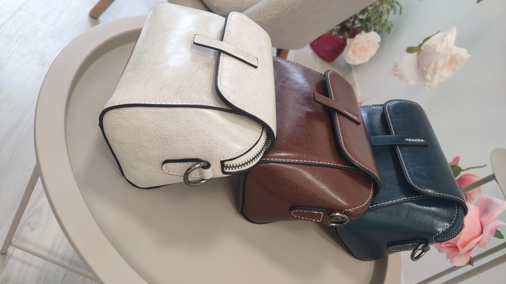 Кросбоди чанта естествена кожа бяла, кафява, синя