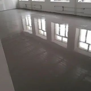 Малярные работы и Монтаж  Ламинат  заливка Наливных палов