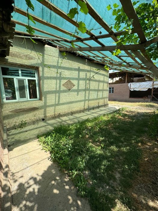 Uy sotiladi Bostonliq tumani