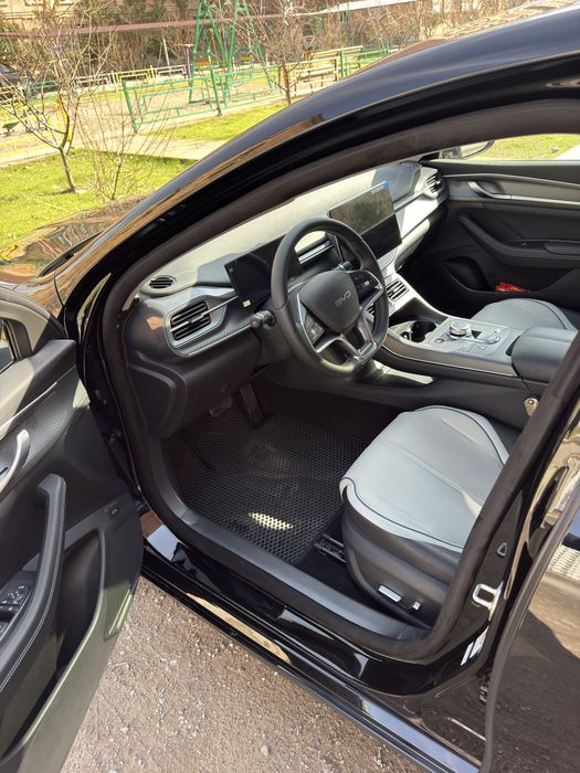 BYD chazor 120km flagship 2025 11 oy 6400km