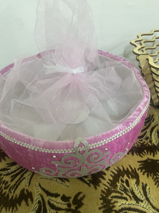 Отдам новые  корзины