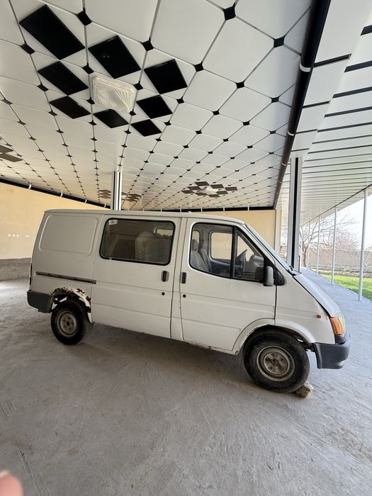 Ford transit furgon