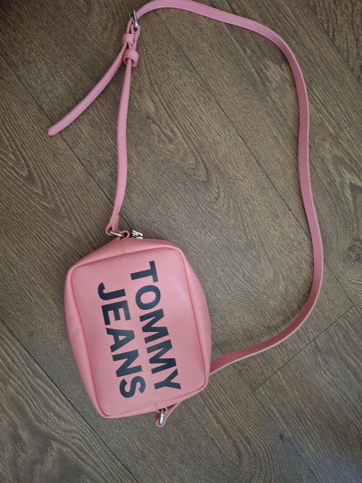 Сумка Tommy Jeans