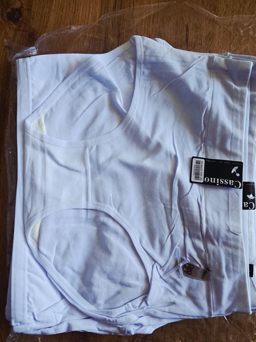 - Продам трусы !