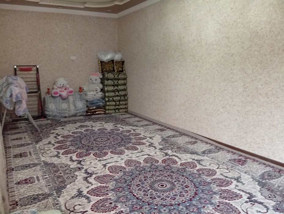 6 sotiqli hovli sotiladi