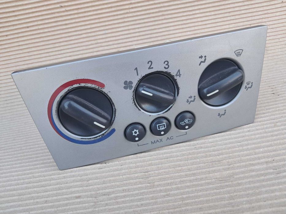 Opel Meriva display bord 32 pini, comenzi clima ac, bloc lumini.