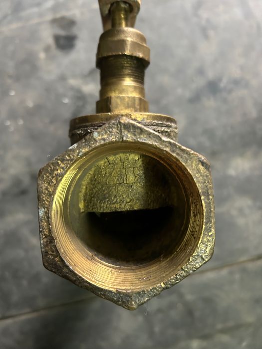 Кран водопроводный