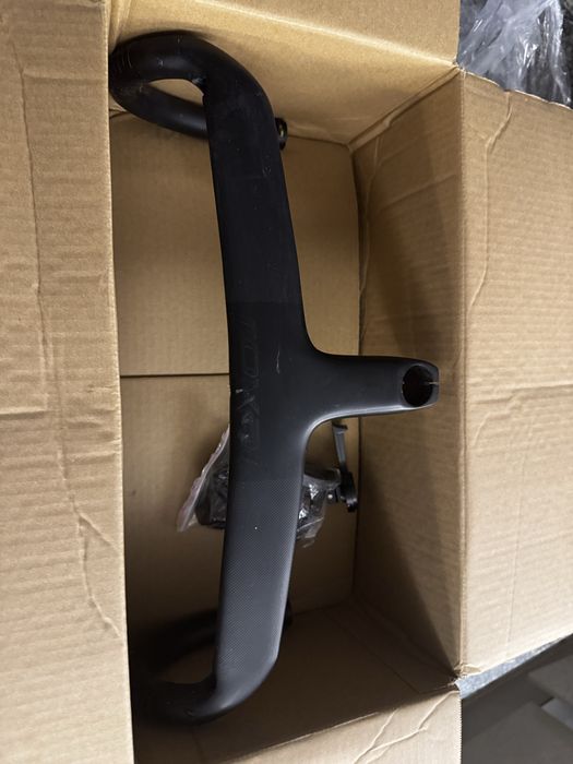 Ghidon Carbon Cursiera 420x110