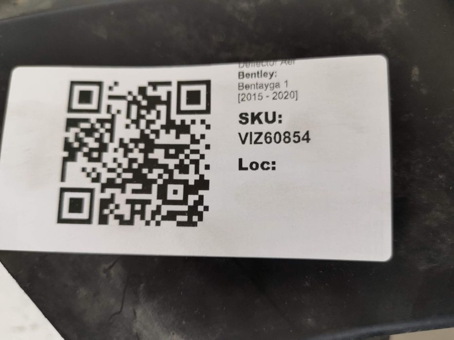 Въздушен дефлектор Bentley Bentayga 1 [ - ] Оригинален и в добро състо
