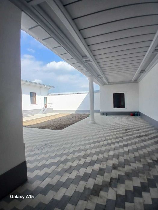 Yuksalishda xovli SOTILADI