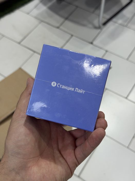 Яндекс станция лайт с ЧАСАМИ!!! 60$