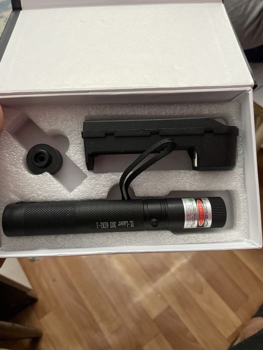 GREEN LASER POINTER 303 продам срочно