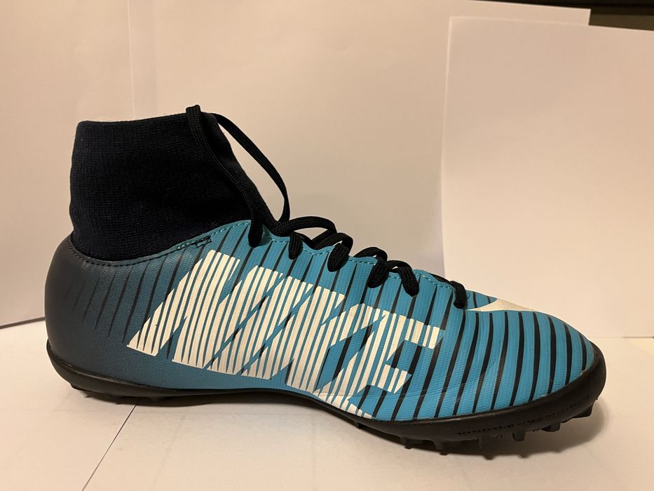 Ghete de footbal NIKE nou noute marimea 38/39