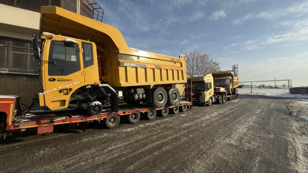 Карьерный самосвал 90Т