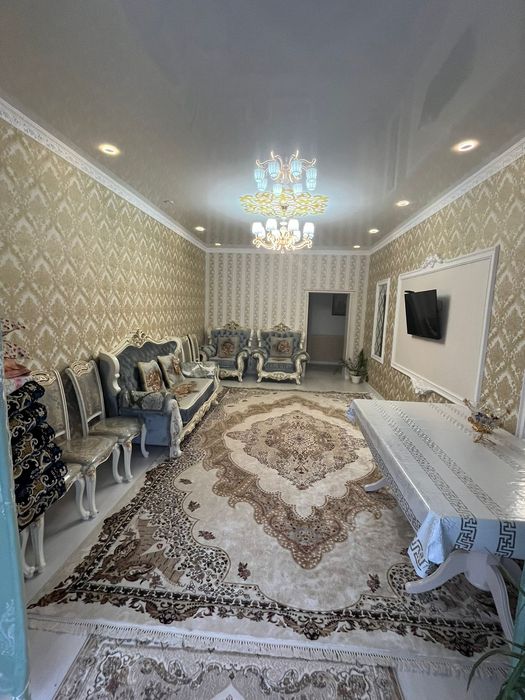 Продам квартиру 3-х комнатную