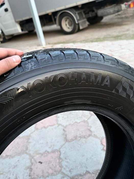 Шины всесезонные на sprinter б/у комплект