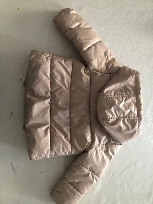 Продам детские куртки