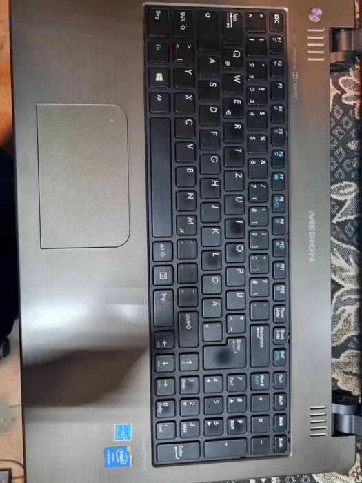 Laptop Medion Akoya E6240 CPU N3530 2,16 Ghz 4 gb memorie 500gb hdd