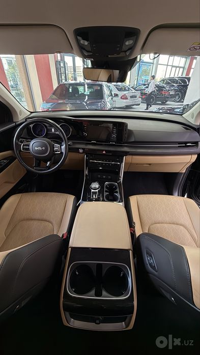 Kia Carnival.2023