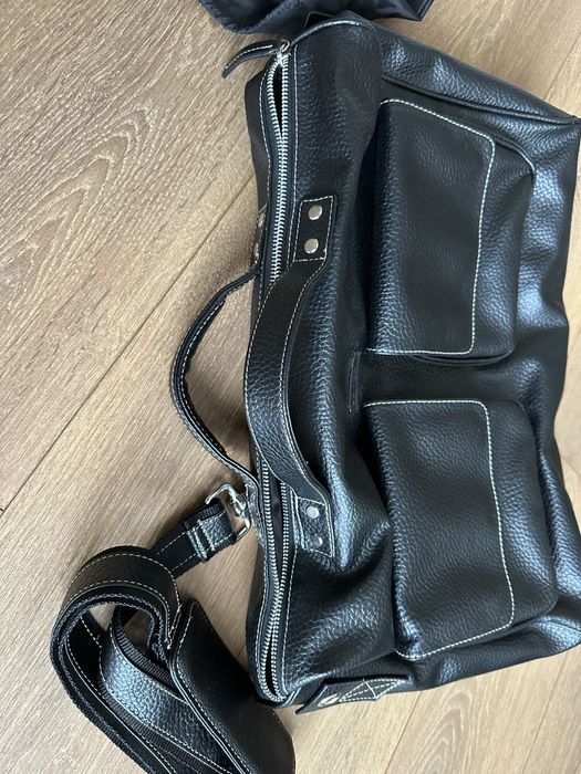 Кожена чанта carven paris