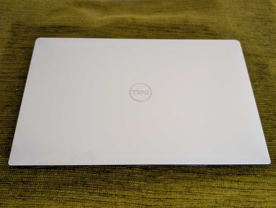 Laptop DELL XPS 13 7390, Intel Core i5-10210U, 8GB DDR4, 256GB SSD, 13.3 Inch Full HD