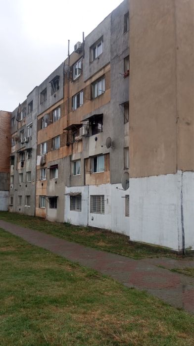 De vanzare garsoniera in Moreni