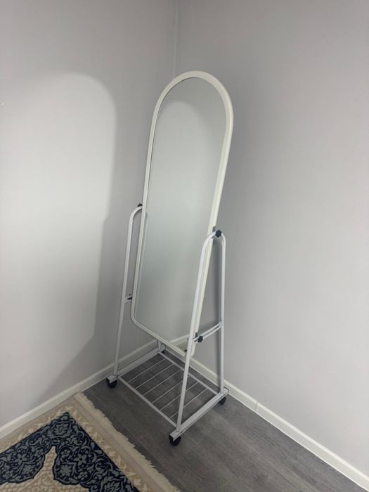 Продаю три предмета мебели за 30 000 тг