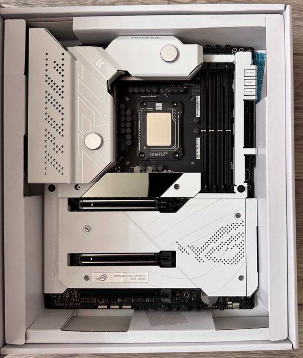 Комплект ASUS ROG Maximus Z690 Formula + Intel Core i9-12900K