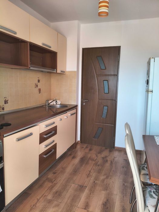 Închiriez apartament 2 camere