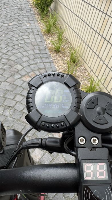 Trotineta electrica dual moto