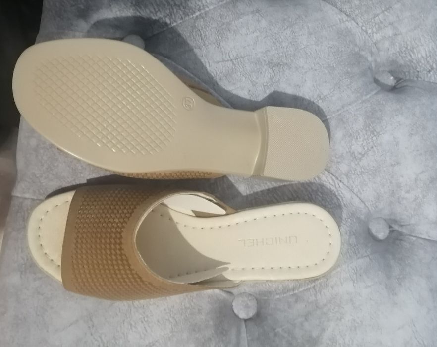 Обувь женская летняя