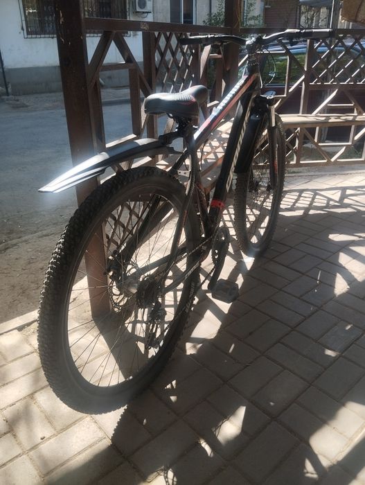 Велосипед гибрид Cronus 38 000 торг