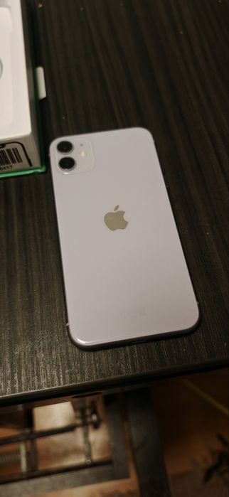 Iphone 11   baterie 100% neverlocked Garanție 2 ani