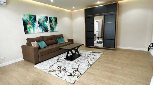 метро Айбек  1/4/4  Garant bank  42м²