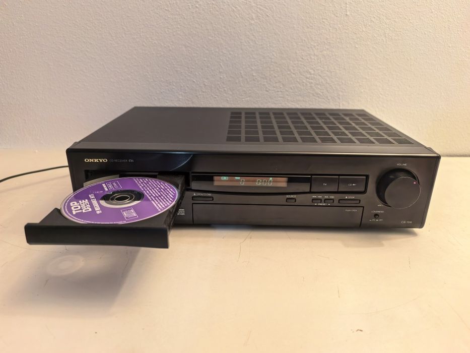 CD receiver Onkyo CR 70R amplificare