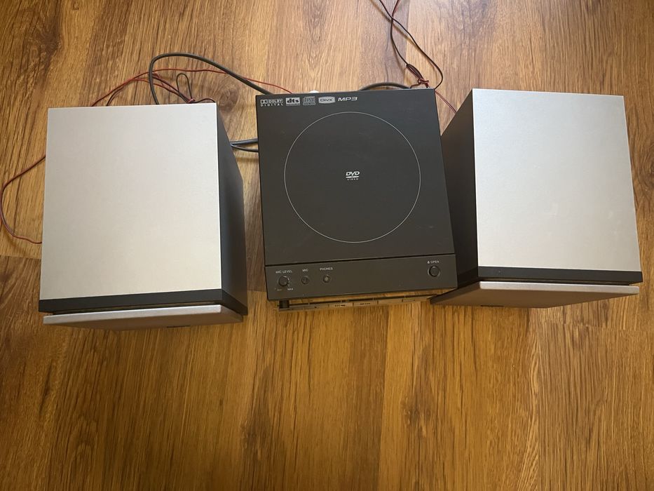 Продам музыкальный центр Sony