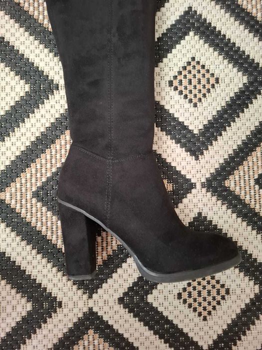 Cizme negre din piele, marimea 36