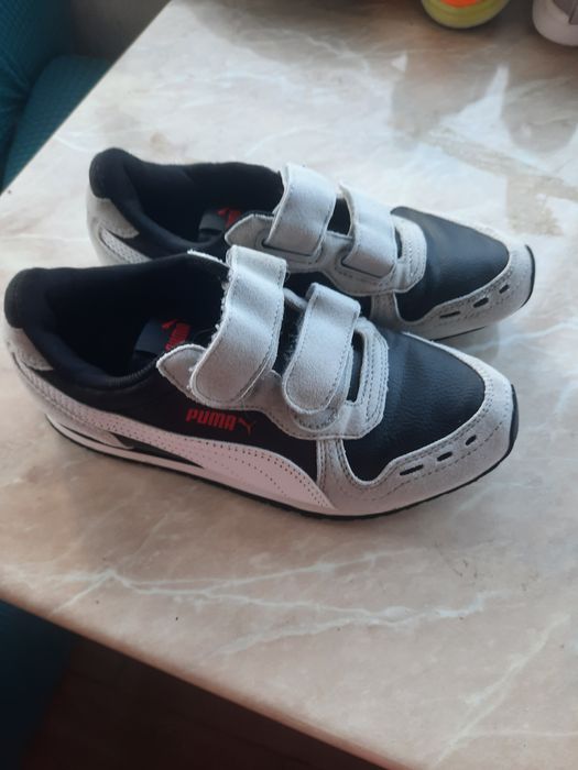 Adidasi puma marimea 33