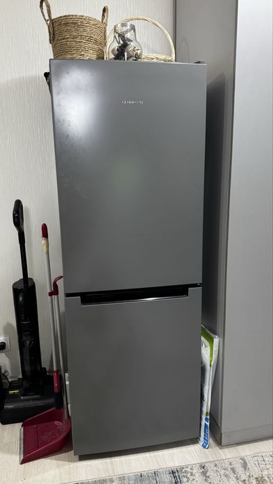 Новый холодильник Indesit