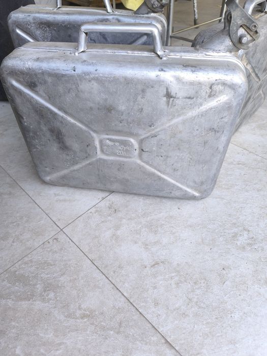 Алюминиевая канистра